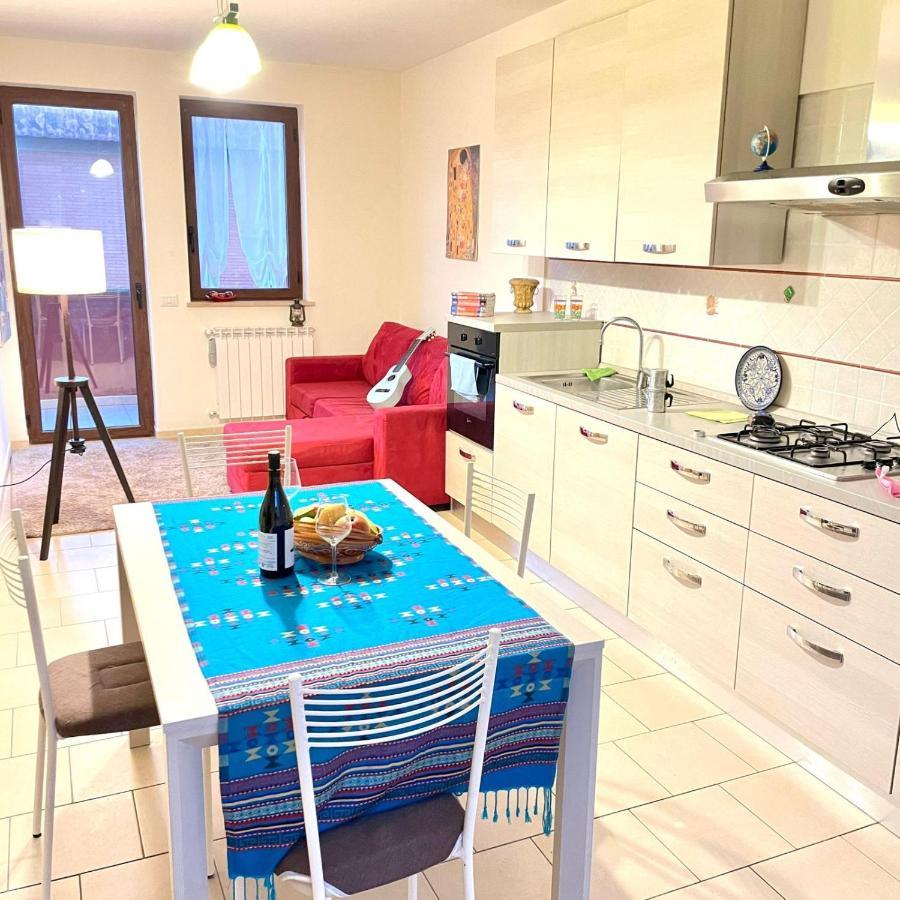 K-rome Airport Sea View Apartment *